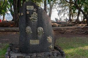 hms bounty memorial en tahití venus point foto