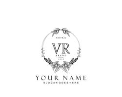 monograma de belleza vr inicial y diseño de logotipo elegante, logotipo de escritura a mano de firma inicial, boda, moda, floral y botánica con plantilla creativa. vector