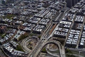 new york bronx i 95 a alexander hamilton bridge vista aérea desde helicóptero foto