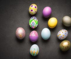 fotografía de un huevo de pascua decorado, pascua, festividad cristiana foto