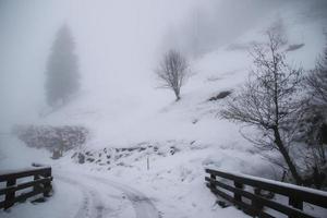 paisaje invernal en los alpes austríacos foto