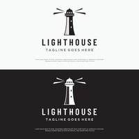 diseño de logotipo creativo de edificio de torre de faro de mar con plantilla de vector vintage de focos.