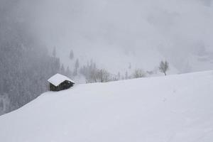 paisaje invernal en los alpes austríacos foto