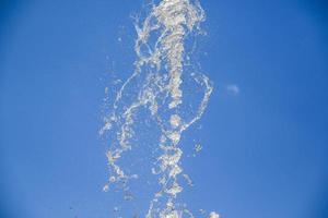 salpicaduras de agua en el cielo foto