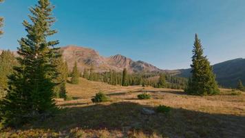 nascer do sol da montanha em crested butte colorado video