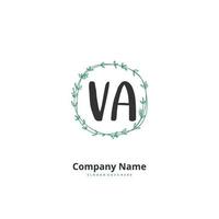 va escritura a mano inicial y diseño de logotipo de firma con círculo. hermoso diseño de logotipo escrito a mano para moda, equipo, boda, logotipo de lujo. vector