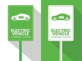 señal de punto de estación de carga de vehículos eléctricos con pantalla bicolor verde y blanca y forma de icono de vehículo eléctrico. vector