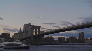 Lower Manhattan bei Sonnenuntergang video