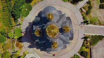 parque paisagístico, igreja de st. eugênio, vista aérea. video
