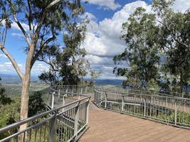 mirador de tobruk memorial drive en picnic point parklands, toowoomba, queensland, australia. foto