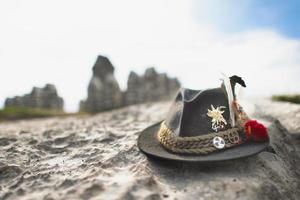 sombrero tradicional de los alpes italianos alpinos foto