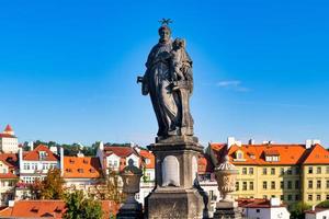 Statue of Saint Anthony of Pague photo