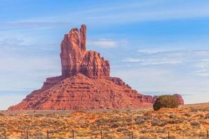 impresionante formación de arenisca en Monument Valley foto