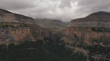 antenne video van parque nacional ordesa y monte perdido