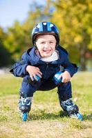 niño alegre foto