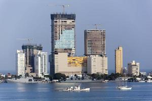 construcción de la ciudad de cartagena y naves militares foto