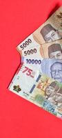 retrato de dinero nuevo rupia indonesia última edición 2022 foto