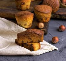 muffins horneados con frutos secos y pasas foto