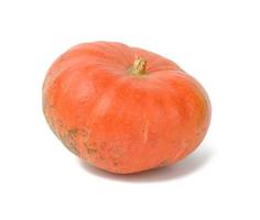 gran calabaza naranja entera aislada en un fondo blanco, verdura sabrosa y saludable foto