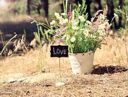 Wooden pointer with the inscription love photo