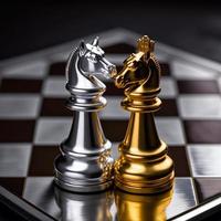 ajedrez de oro y plata en el juego de tablero de ajedrez para el concepto de liderazgo de metáfora empresarial