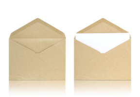 conjunto de envelope aberto isolado com chão refletido para maquete png