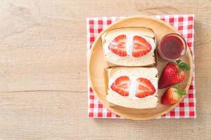 pancake sandwich strawberry fresh cream photo