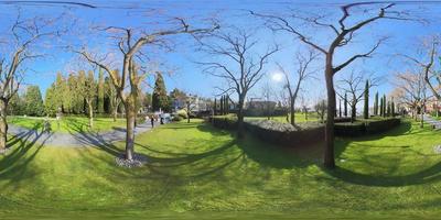 giardino di il terme di sirmione - vr 360 video