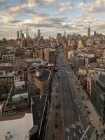 horizonte panorámico de midtown manhattan mirando al norte en la ciudad de nueva york. foto