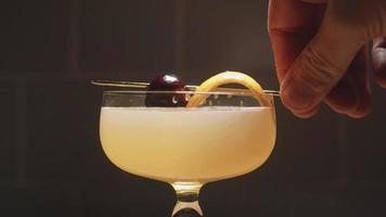 Garnishing a Cocktail video