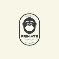 retrato primate simios sonrisa feliz insignia vintage logo diseño vector icono ilustración plantilla