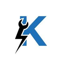 letra inicial k llave de reparación y diseño de logotipo de potencia de voltios para reparación, plantilla de vector de señal eléctrica