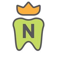 diseño de logotipo dental en el símbolo de la corona de la letra n. signo de logotipo de cuidado dental, diseño de logotipo de rey de dientes de clínica con plantilla de vector de lujo