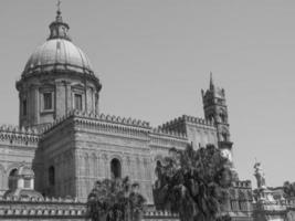 ciudad de palermo en italia foto