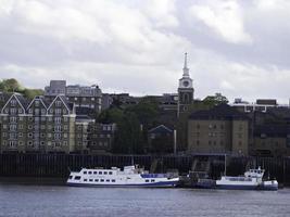 the thames river in uk photo