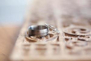 primer plano del anillo de bodas foto