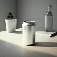 latas delgadas de aluminio blanco en plata con etiqueta en blanco. lata de bebida de aluminio de metal blanco sin etiqueta para maqueta. foto