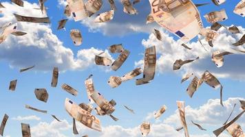 vallend 50 euro bankbiljetten - regen effect, lucht in achtergrond Super goed voor topics Leuk vinden financieel succes, winnend een loterij, schat enz. video