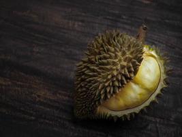 hermoso oro amarillo un rey de frutas es durian foto