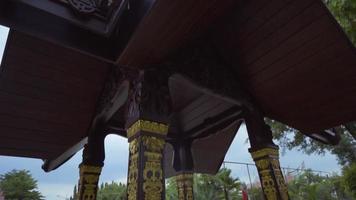 ein Ornament von ein Chinesisch Tempel mit orientalisch die Architektur video