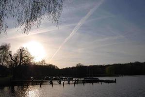 pequeño lago en Alemania foto