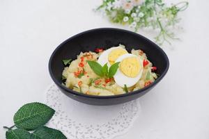 mashed potatoes with eggs as a background photo