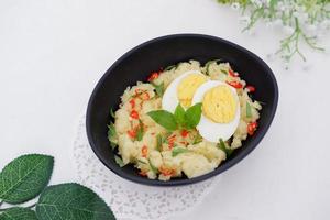 mashed potatoes with eggs as a background photo