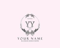 Wedding initial MM monogram and elegant logo design, with floral and  botanical elements. 5093389 Vector Art at Vecteezy