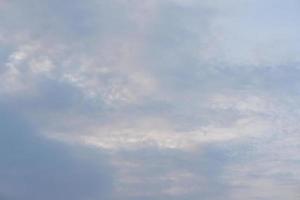 hermoso panorama de cielo y nubes foto