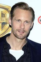 las vegas, 12 de abril - alexander skarsgard en la presentación de imágenes de warner bros en cinemacon en el caesars palace el 12 de abril de 2016 en las vegas, ca foto