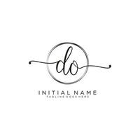 inicial hacer femenino logo colecciones modelo. escritura logo de inicial firma, boda, moda, joyería, boutique, floral y botánico con creativo modelo para ninguna empresa o negocio. vector