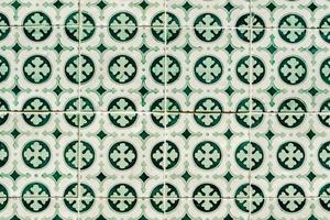 Green and white pattern photo