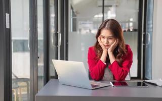 Concept Burnout Syndrome. Business Woman feels uncomfortable working. Which is caused by stress, accumulated from unsuccessful work And less resting body. Consult a specialist psychiatrist. photo