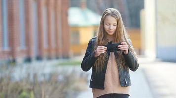 Girl wearing a mask protect against Coronavirus and gripp video